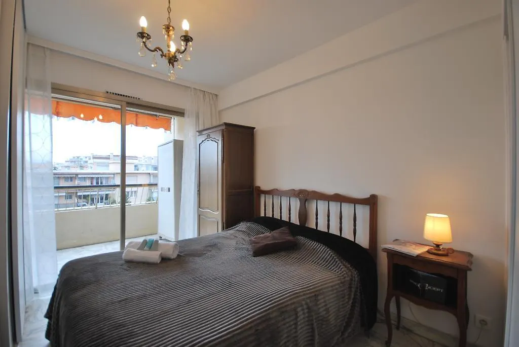 Fleuris One Bed Apartment Cannes 0*,