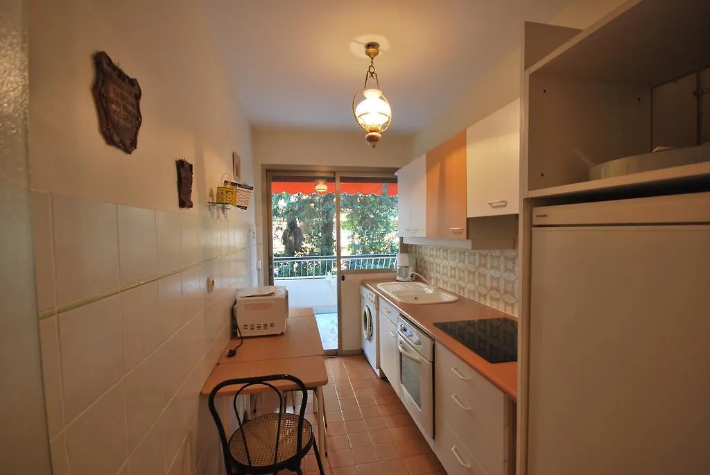 Fleuris One Bed Apartment Cannes France