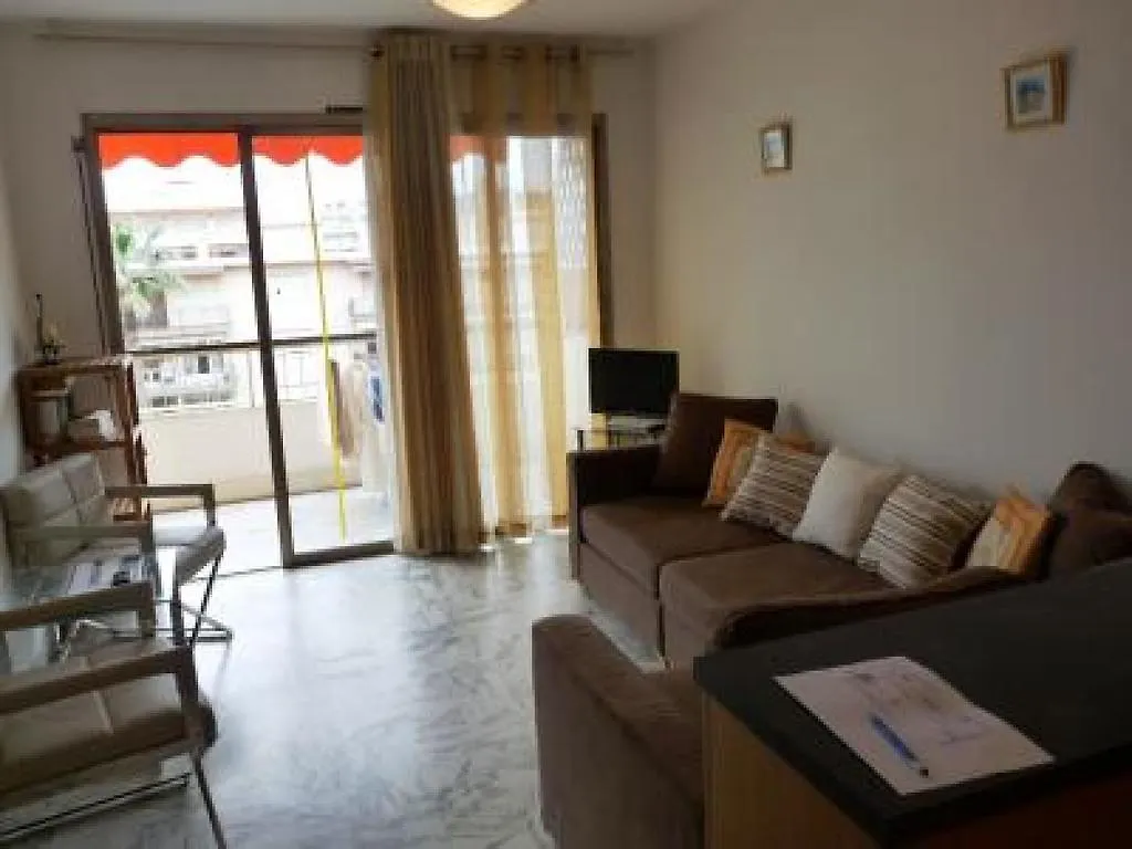 Fleuris One Bed location